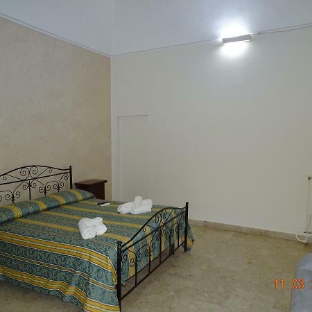 B&B New Antico Palazzo 帕拉比塔 外观 照片