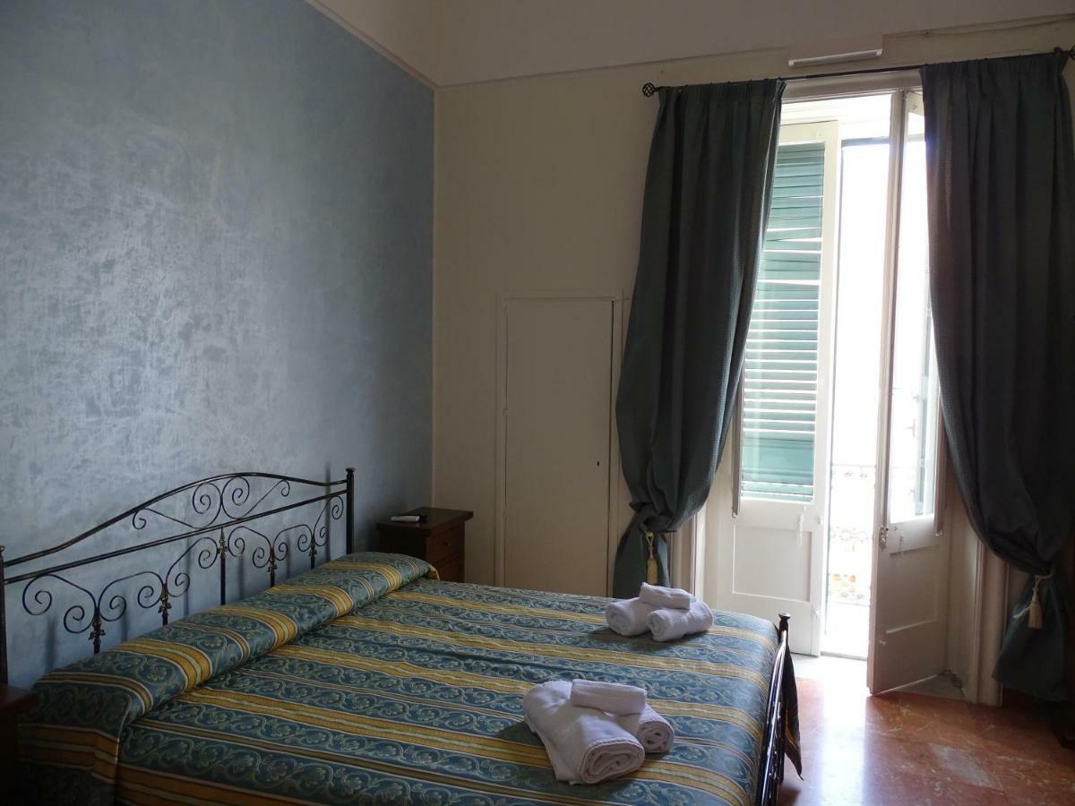 B&B New Antico Palazzo 帕拉比塔 外观 照片