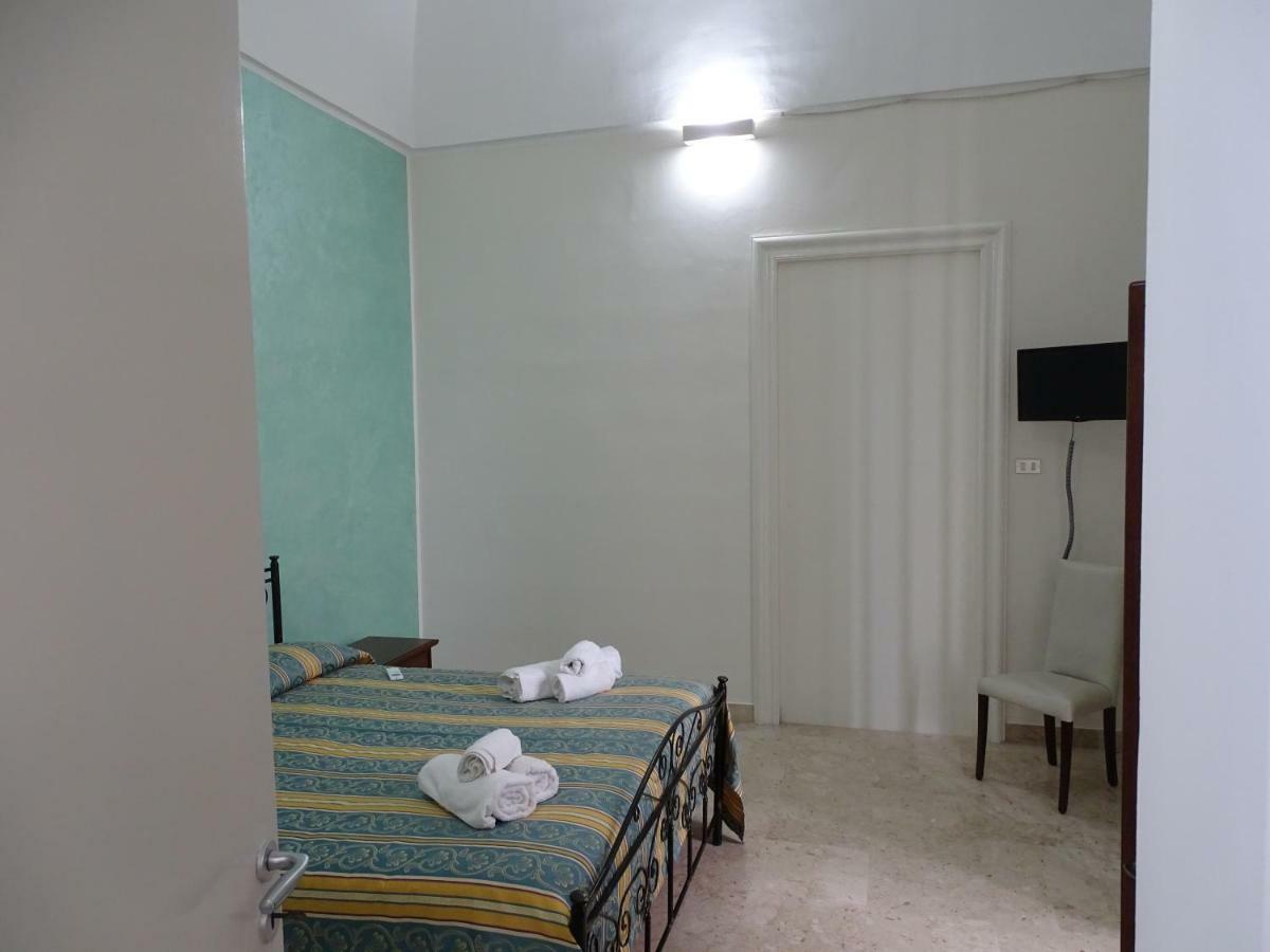 B&B New Antico Palazzo 帕拉比塔 外观 照片